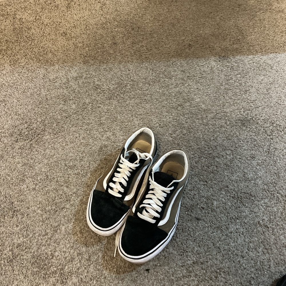 2000s Black and green Vans